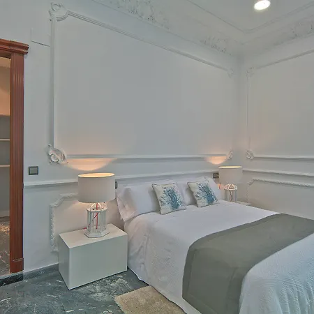 Plaza Constitucion - Larios Apartment Malaga