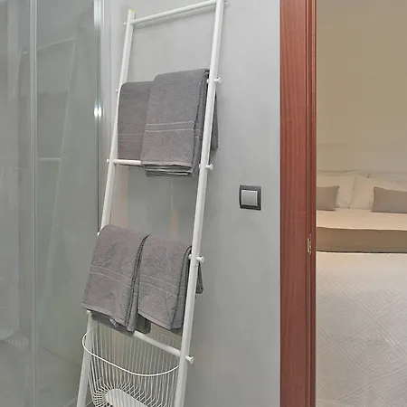 Plaza Constitucion - Larios Apartment *
